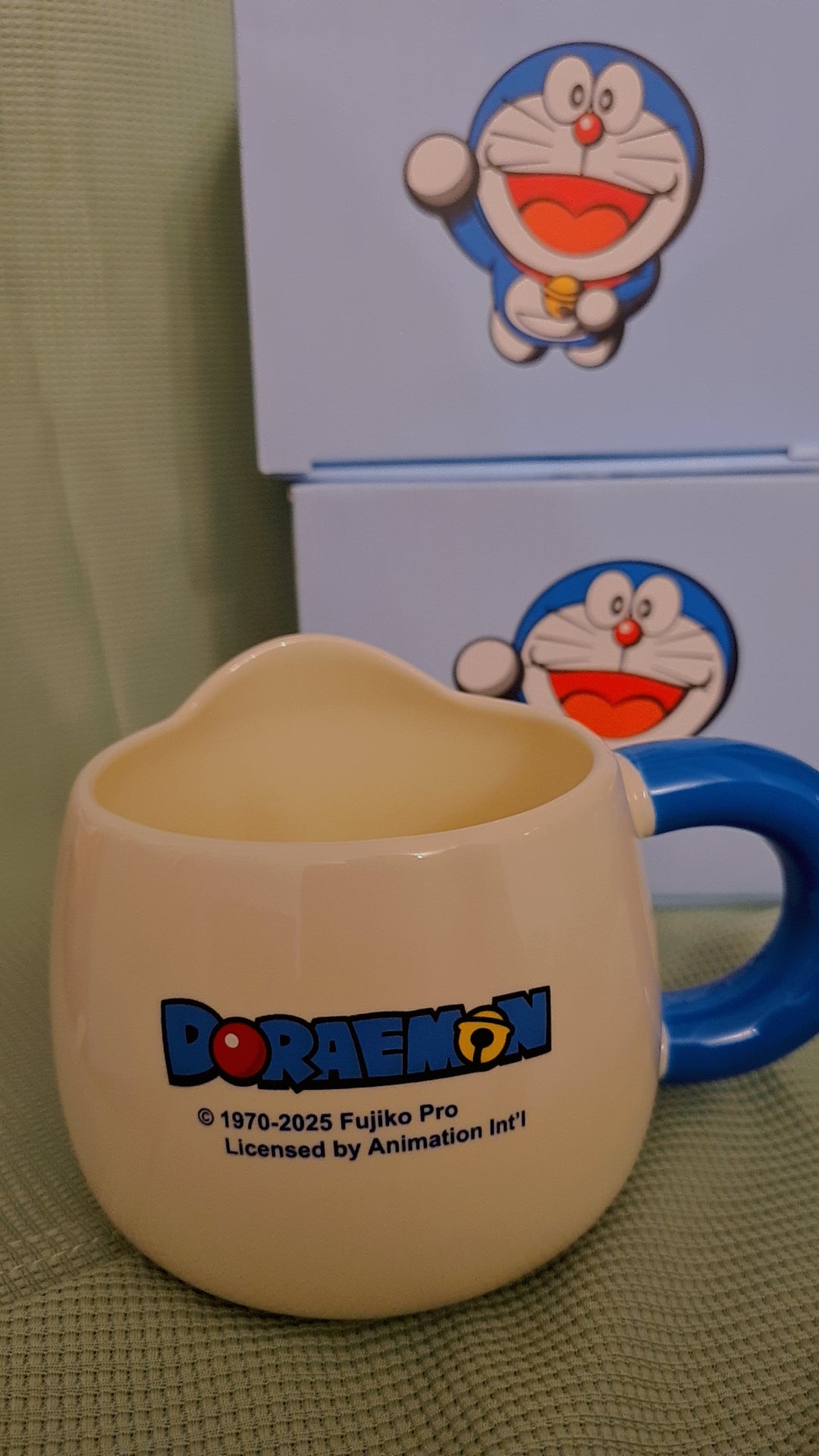 Doraemon (White🤍💧)